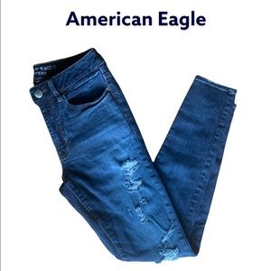 Women’s size 6 jeans distressed